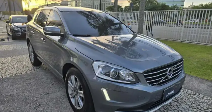 Volvo Xc60 2017 2.0 t5 momentum gasolina 4p automático