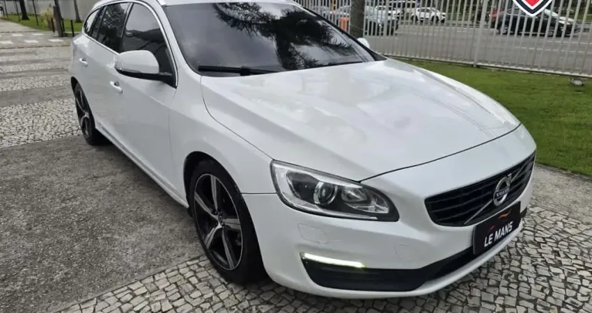 Volvo V60 2015 2.0 t5 momentum turbo gasolina 4p automático