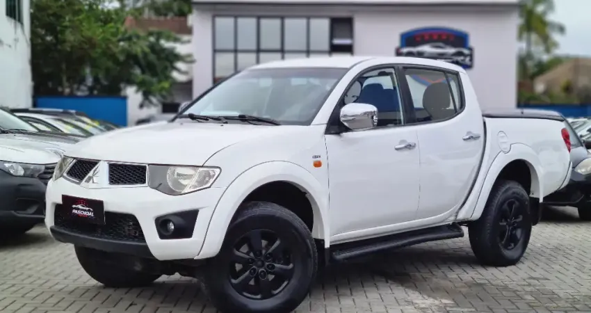 Mitsubishi L200 Triton HPE CD 3.5 V6 Flex 2012