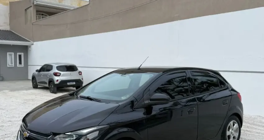 ONIX 2019 LT ENTRADA + PARCELAS DE 1.199,00 SÓ NA MM4 MULTIMARCAS