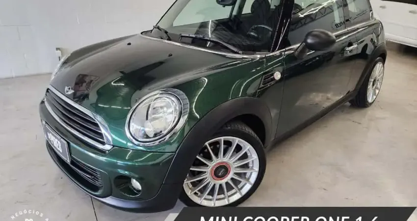 Mini Cooper One ONE 1.6  Mec. - Verde - 2013/2013