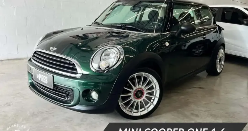 Mini Cooper One ONE 1.6  Mec. - Verde - 2013/2013