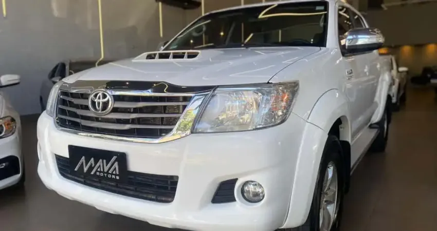 TOYOTA HILUX CD4X4 SRV 2015