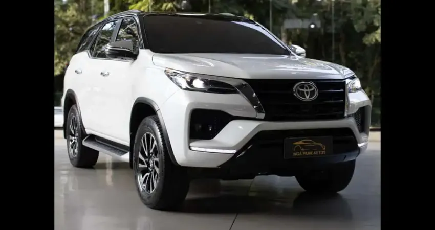 TOYOTA HILUX SWSRXA4FD 2024