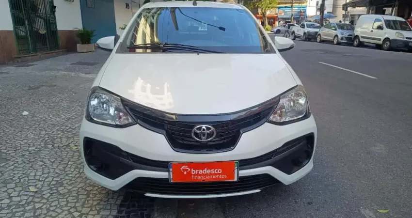 Toyota Etios 2020 1.5 x plus 16v flex 4p automático