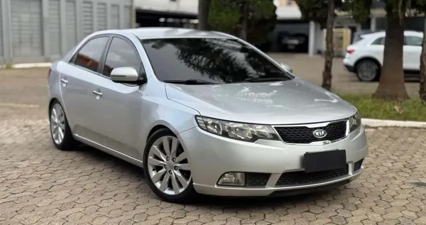 KIA CERATO SX3 1.6MTNB 2011