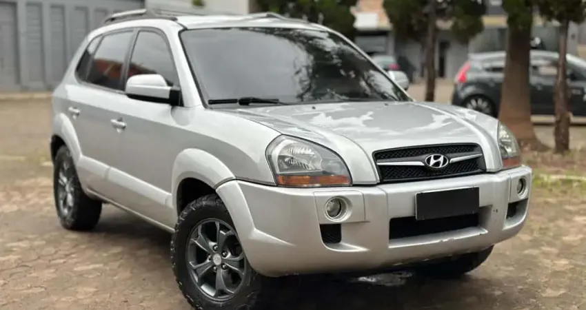 HYUNDAI TUCSON GL 2.0L 2010