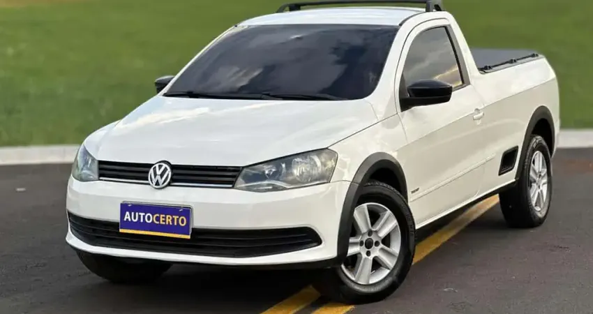 Volkswagen Saveiro NOVA  CS - Branca - 2013/2014
