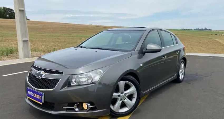 Chevrolet Cruze LTZ HB - Cinza - 2013/2014
