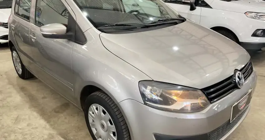 VOLKSWAGEN FOX 1.6 TREND MANUAL 2012
