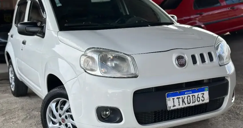 Fiat Uno Vivace Celebration 2013 muito conservado!