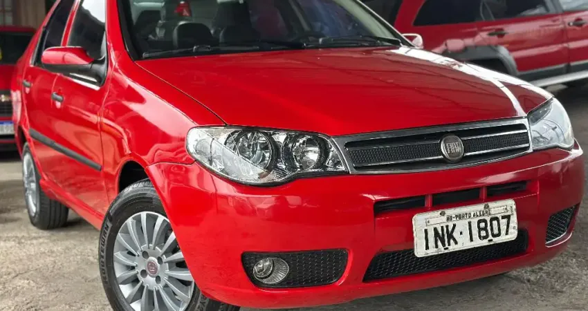 Fiat Siena COMPLETO muito conservado!!