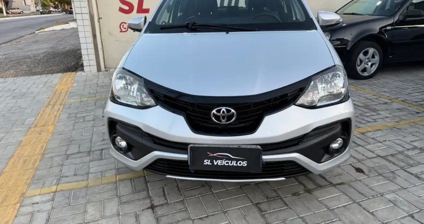 Etios hatch automático 2019