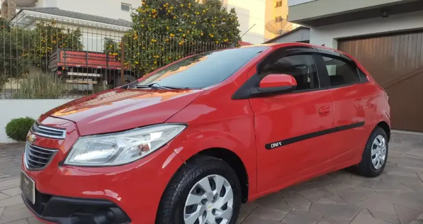 Onix 2013 LT Completo