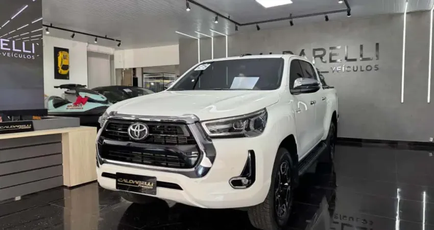 TOYOTA HILUX CD SRV 4FD 2025
