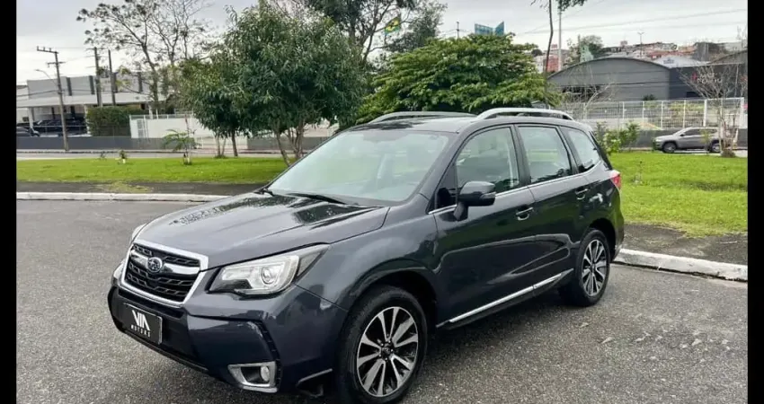 Subaru Forester 2.0/2.0 S/2.0 ES 4x4 Aut. - Cinza - 2017/2018