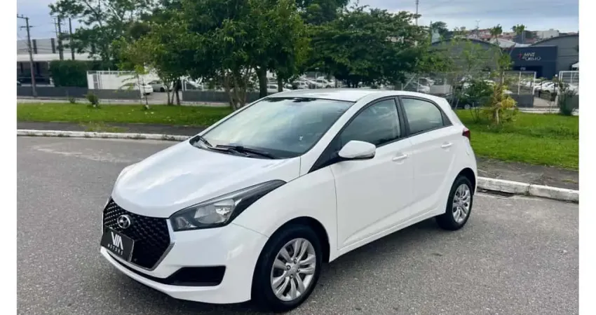 Hyundai HB20 COMFORT 1.6 AUTOMÁTICO - Branca - 2018/2019