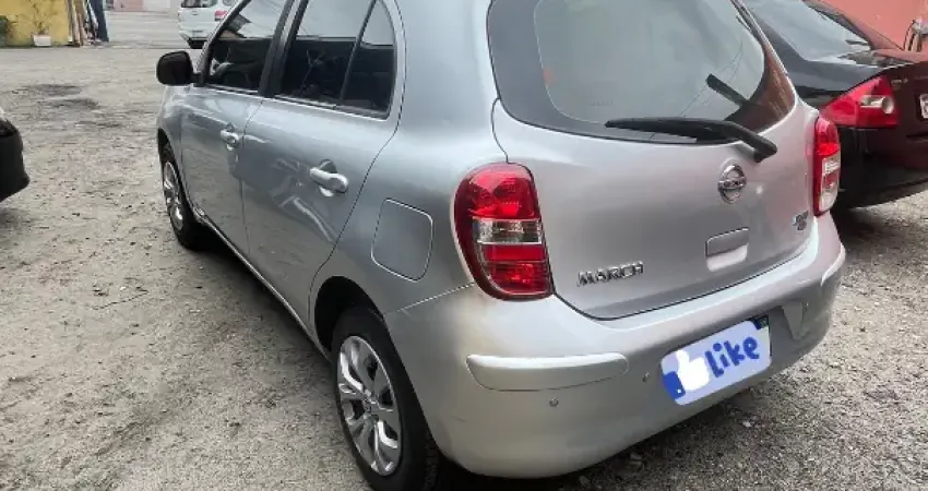 Nissan March 2014 Muito Nova a Mais Econômica