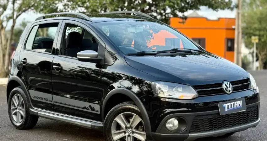 VOLKSWAGEN CROSSFOX 1.6 8v SUPER INTEIRO , 2* DONO ! Muito bem cuidado