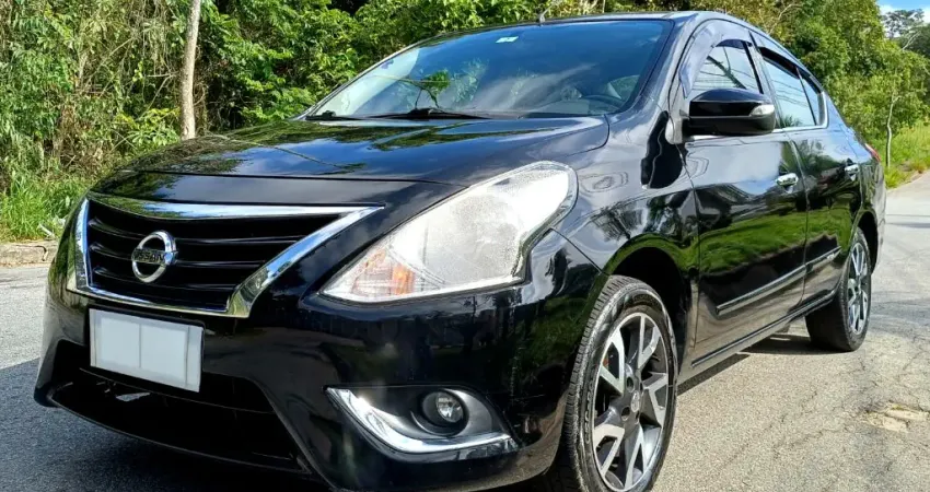 Nissan Versa Unique 1.6 Flex Automático 2017 Preto - R$10.000 ABAIXO FIPE! - Facilita Autos Jacareí