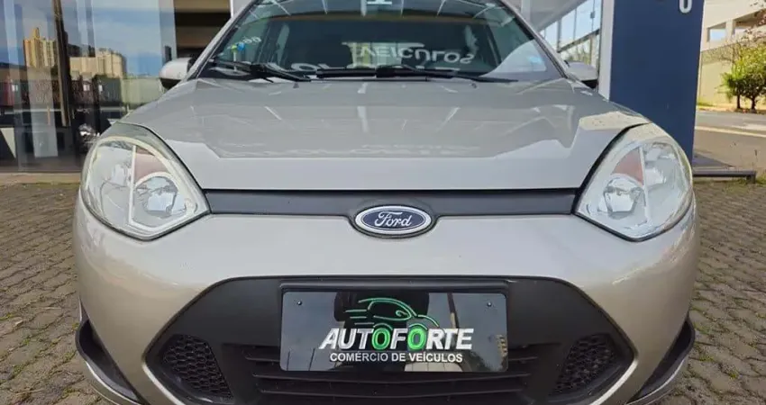 Ford Fiesta 1.6 MPI CLASS HATCH FLEX - Prata - 2011/2011