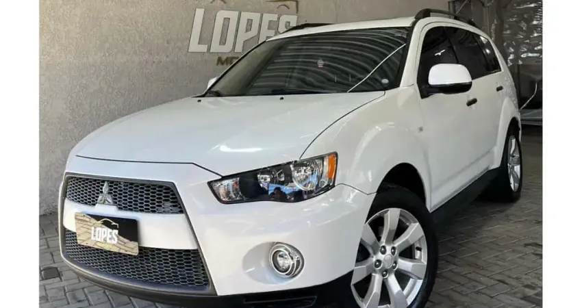 Mitsubishi Outlander 2.0 16V 160cv Aut. - Branca - 2012/2013