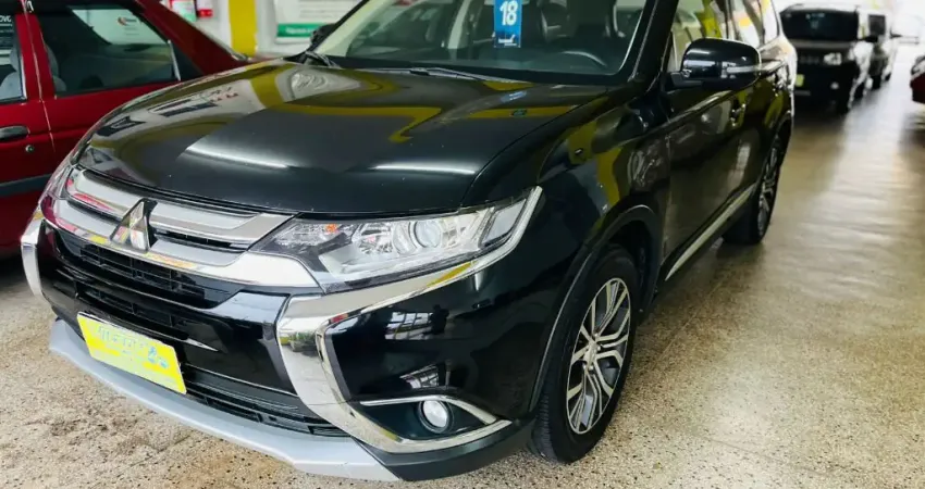 Mitsubishi Outlander 2.0 16v 2018 Teto Solar só 76mil Km rodados