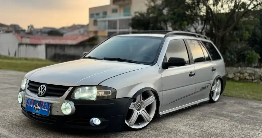 Parati 1.6 Surf Completa - Suspensão AR