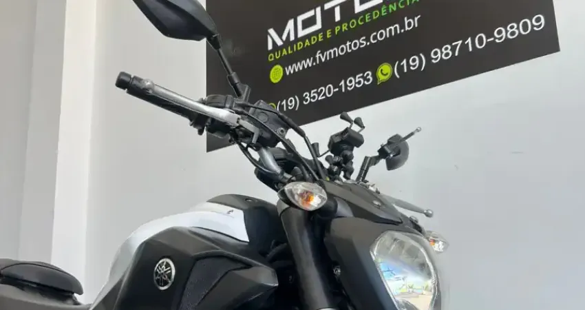 YAMAHA MT-07 ABS BRANCA 2018