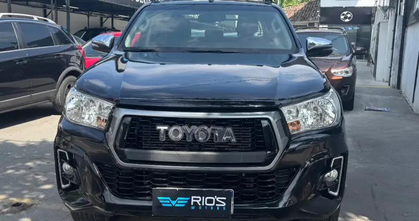 TOYOTA HILUX SRV 4x4