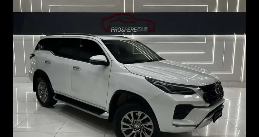 Toyota Hilux SW4 Diesel Automático