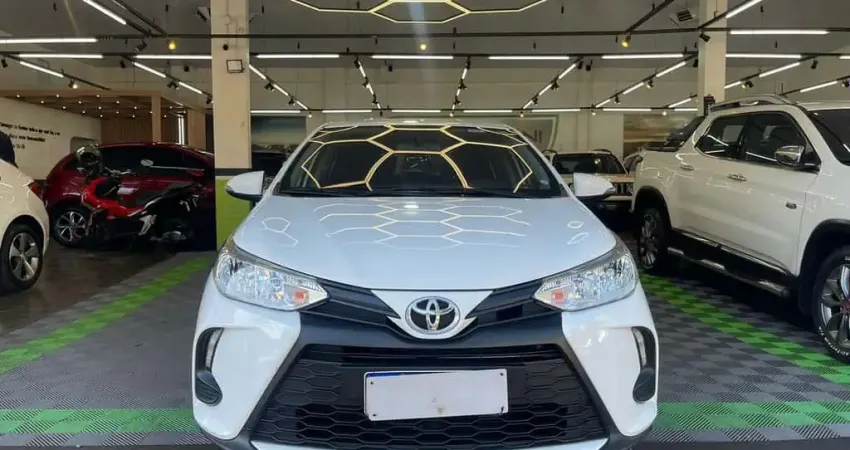 TOYOTA YARIS SA XL15 2023