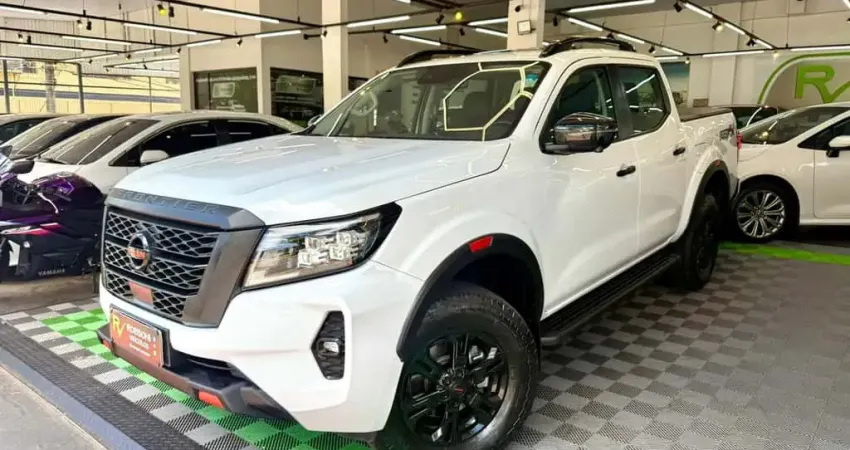 NISSAN FRONTIER PRO4X 2023