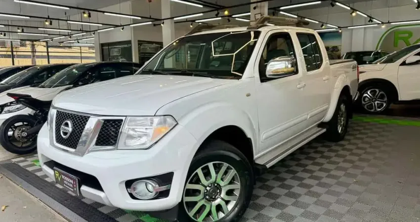 NISSAN FRONTIER SL 4X4 2014