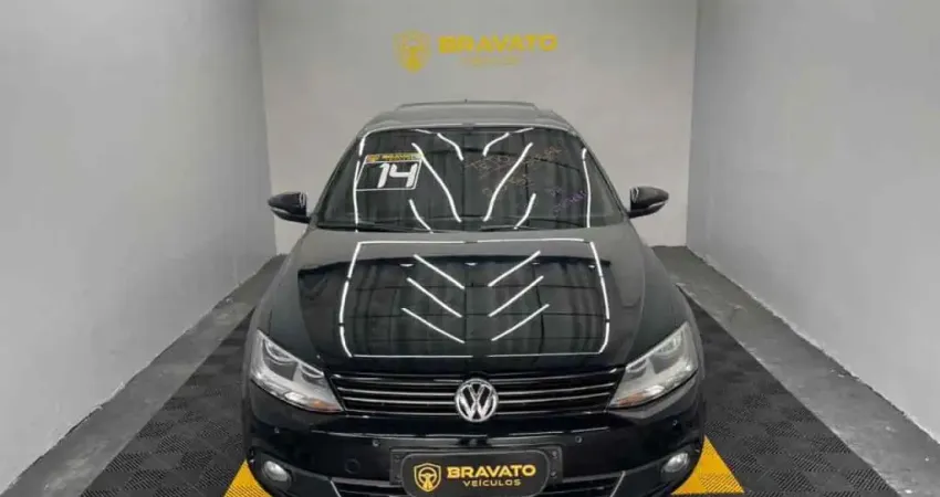 Volkswagen Jetta 2014 2.0 tsi highline 211cv gasolina 4p tiptronic