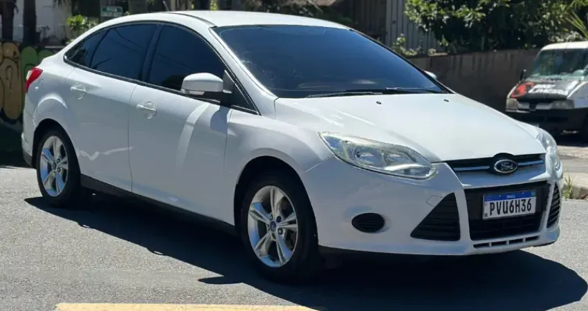 Focus Sedan 2.0 Flex