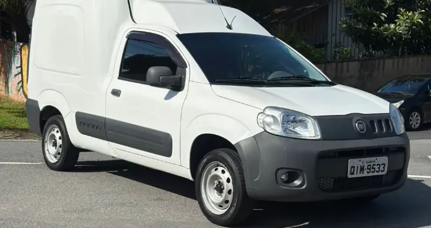 Fiorino Furgão Work. Hard 1.4 Flex 