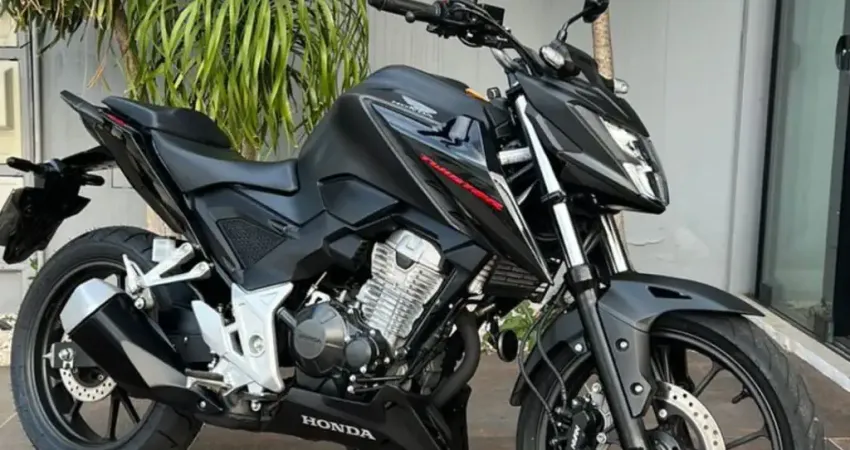 HONDA CB 300F