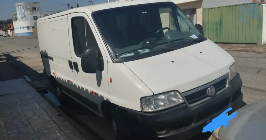 Van Maxi Cargo 2014 