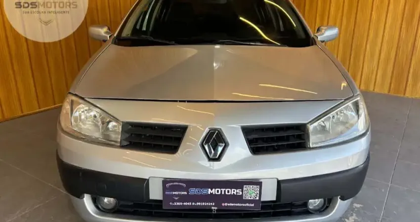 Megane Sedan Dynamique 2.0 16V Aut.