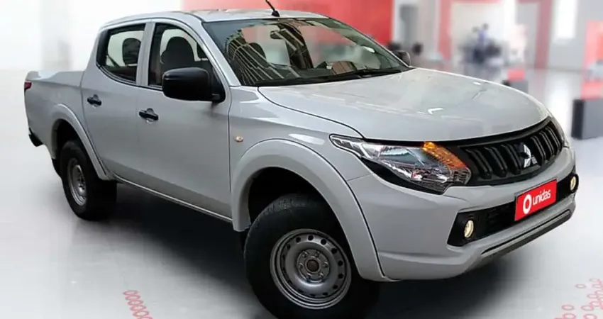Mitsubishi L200 triton 2023 2.4 sport gl 4x4 mt 4p ar dh 4x4