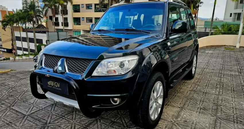 MITSUBISHI PAJERO TR4 FL 2WD HP 2012