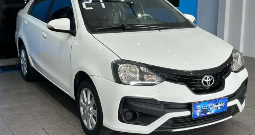 Toyota Etios 2021 1.5 x plus 16v flex 4p manual