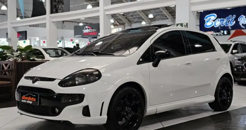 FIAT PUNTO 1.4 16V T-JET GASOLINA 4P MANUALA suspensão, mais firme que a das versões convencionais, 