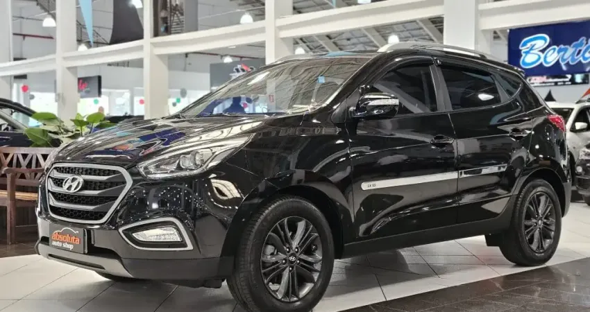 HYUNDAI IX35 2.0 MPFI GL 16V FLEX 4P AUTOMÁTICOEquipada com um motor 2.0 aspirado e câmbio automátic