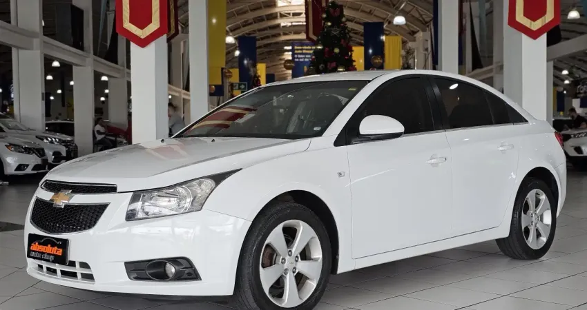 CHEVROLET CRUZE 1.8 LT 16V FLEX 4P MANUAL 2012,se destaca por ser um dos primeiros anos de produção 