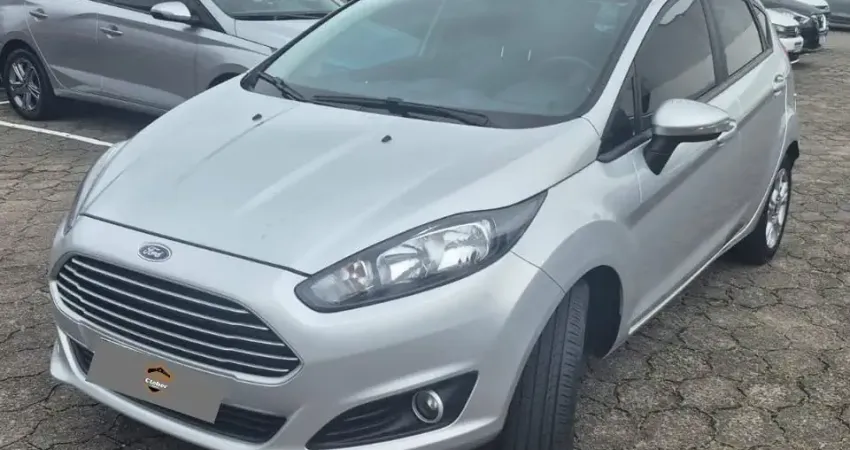 fiesta 2017 sel 1.6 automático, Carro muito bem cuidado, com apenas 39.000 mil Km! Motor econômico e