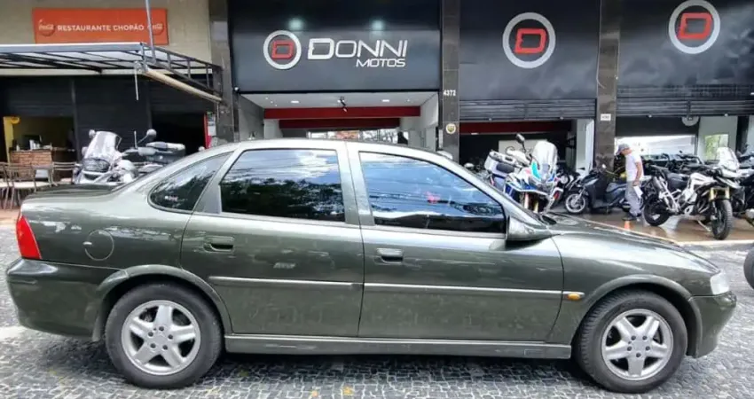 Vectra CD 2.2 16V / 2.0 16V Mec./Aut.