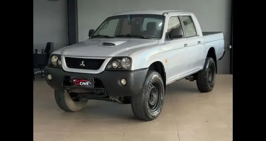 Mitsubishi L200 GL 2.5 4X4 CD Diesel 2012 Diesel