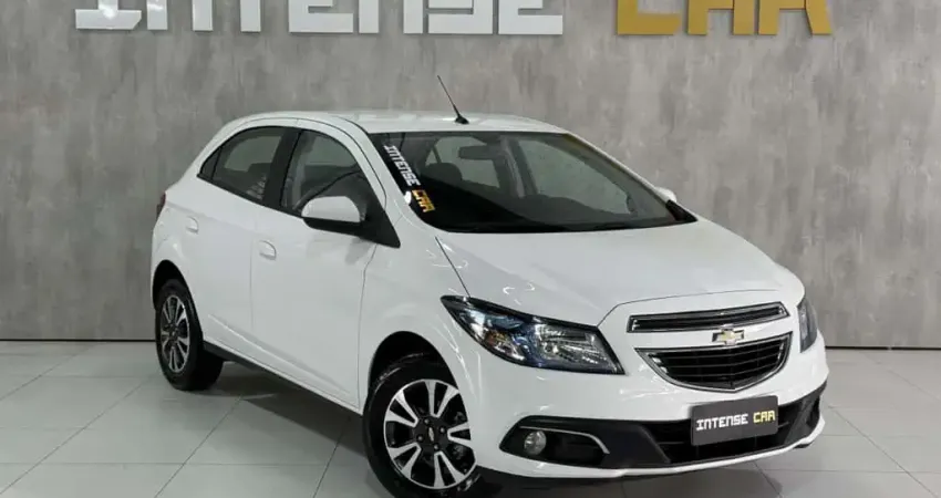 GM - Chevrolet ONIX HATCH LTZ 1.4 8V FlexPower 5p Aut. 2016 Flex